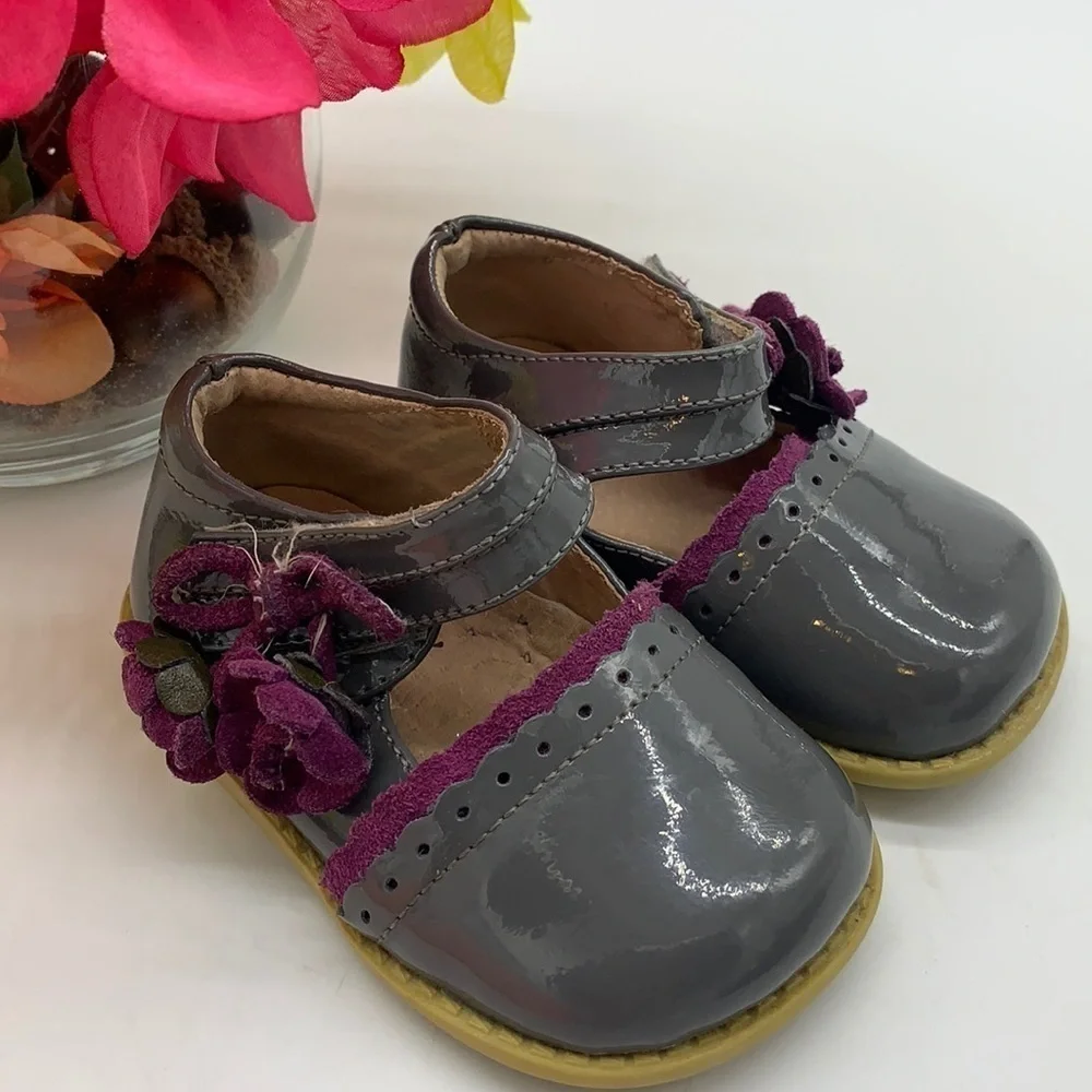 Livie & Luca Gray Purple Patent Dress Shoes Sz 4. KS1320